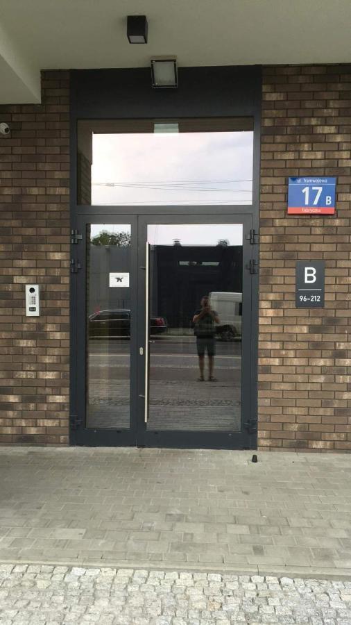 Primo Apartments Tramwajowa 17B Lodź Bagian luar foto
